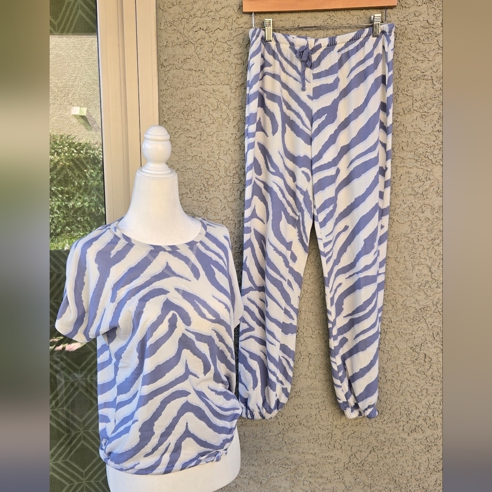 Como Blu White Blue Pajama Set